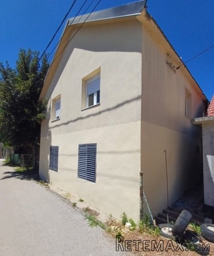 Prodajem prizemlje kuce u Niksicu - 2