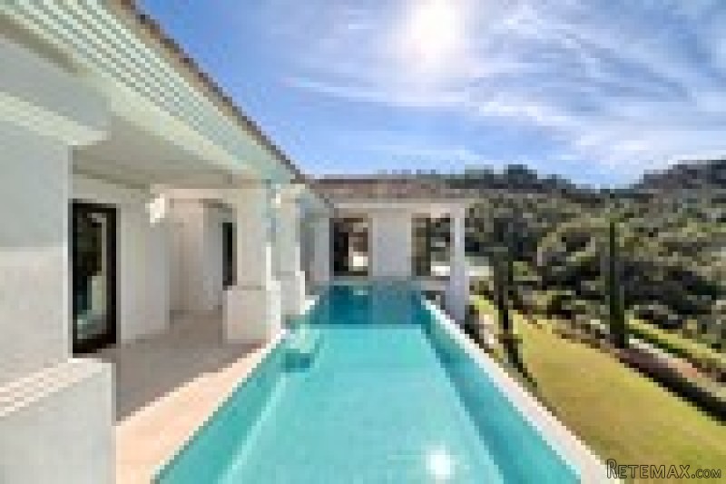 5 Bedrooms - Villa - Malaga - For Sale - 2