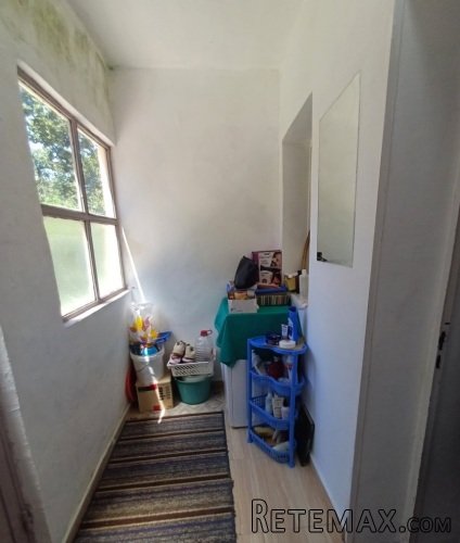 Prodajem prizemlje kuce u Niksicu - 3