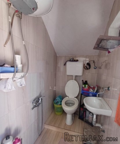 Prodajem prizemlje kuce u Niksicu - 4