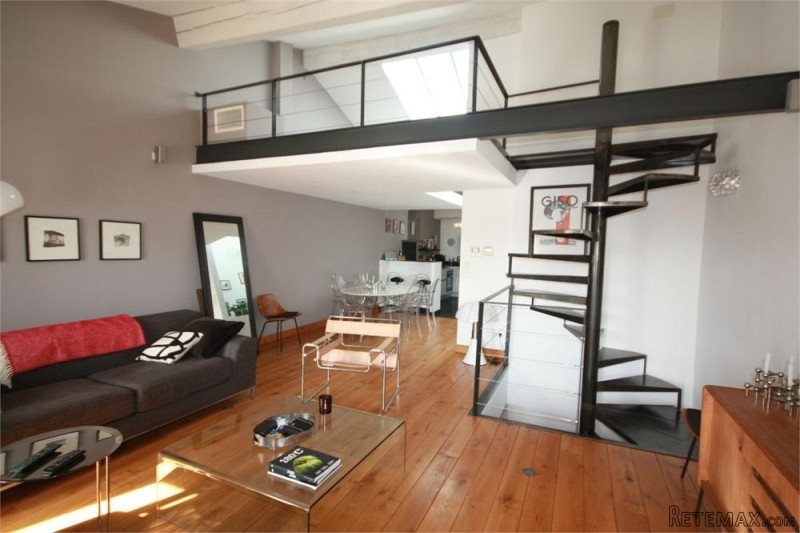 Luminous 2 Bed Apartment In Duplex With..