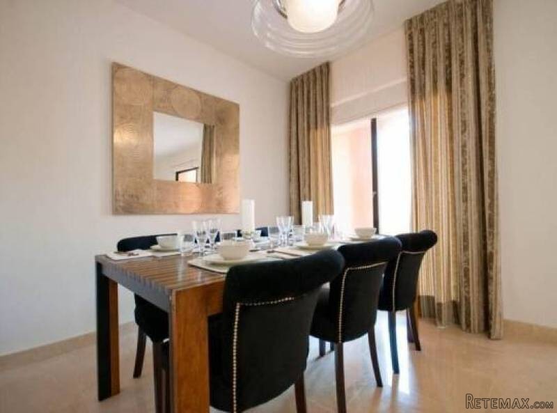 2 Bedroom 3 Bathroom Townhouse In.. - 2