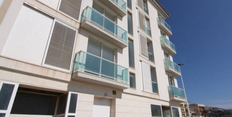 3 Bedroom 2 Bathroom Apartment in Javea.