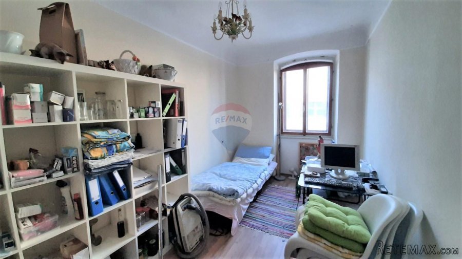 Istra, Buje, autohtona kuća s puno potencijala - 7