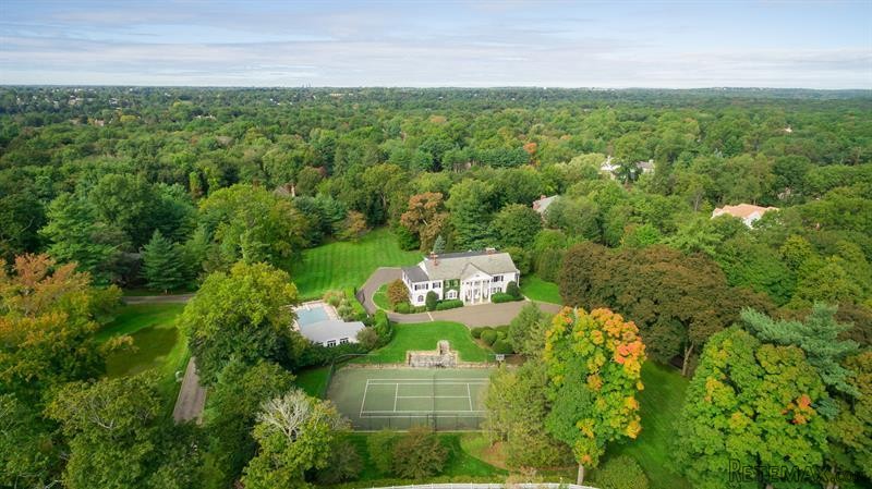 8 bedroom House For Sale: 37 Calhoun.. - 2