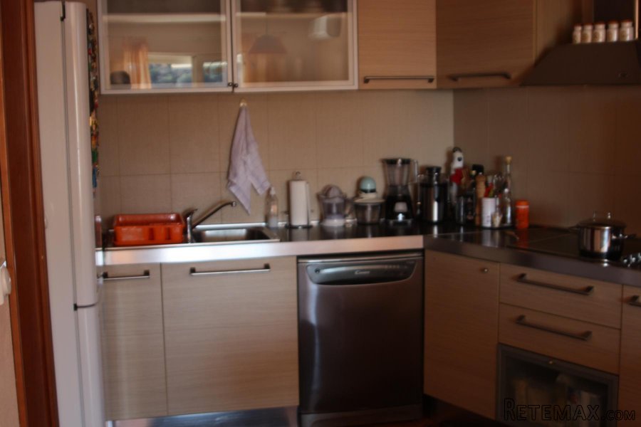 Prodajem kucu u Ulcinju - 10