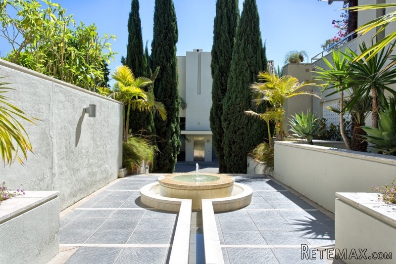 3 Bedrooms - Apartment - For Sale - 2