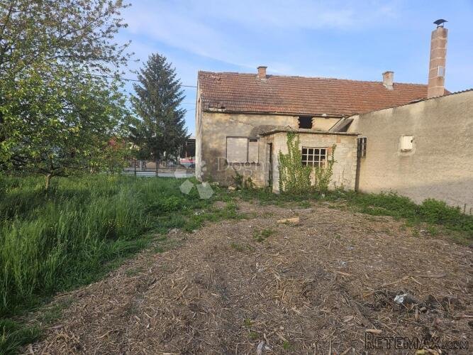 Hrašće Turopoljsko, kuća za rekonstrukciju - 2
