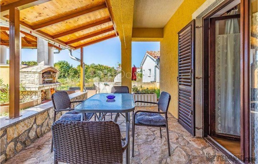 Predivna apartmanska kuća sa bazenom - 3