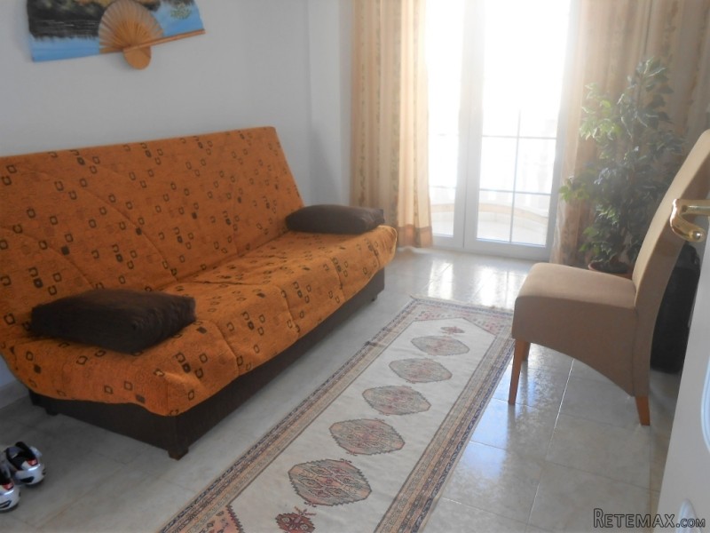 RS375, Smart 2 Bedroom Town Apartment - 2