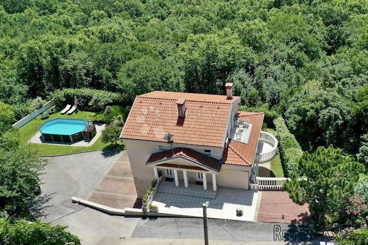 Prekrasna Villa u zaleđu Crikvenice