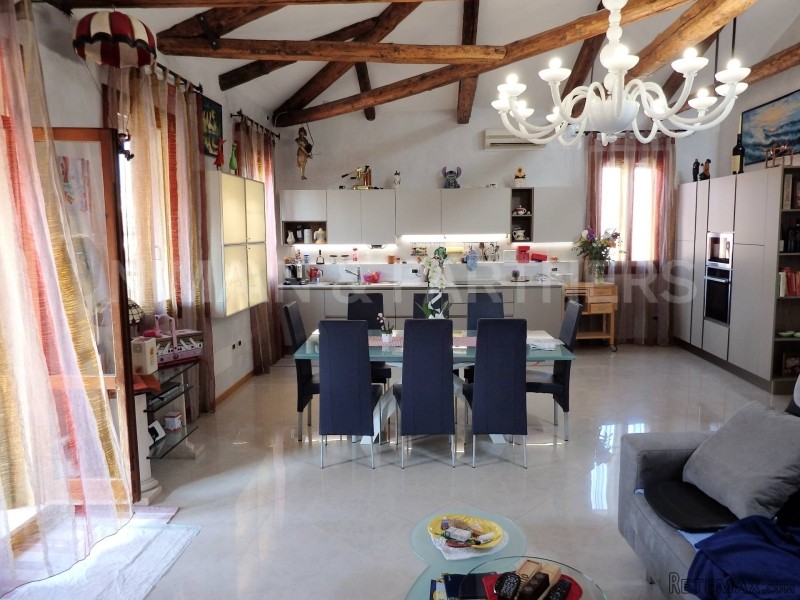 Appartamento in Vendita a Venezia - 2