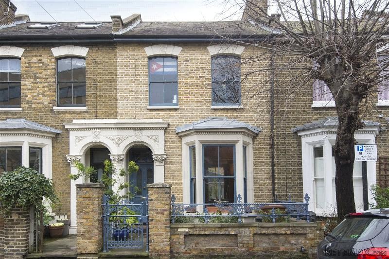 Property - London - For Sale