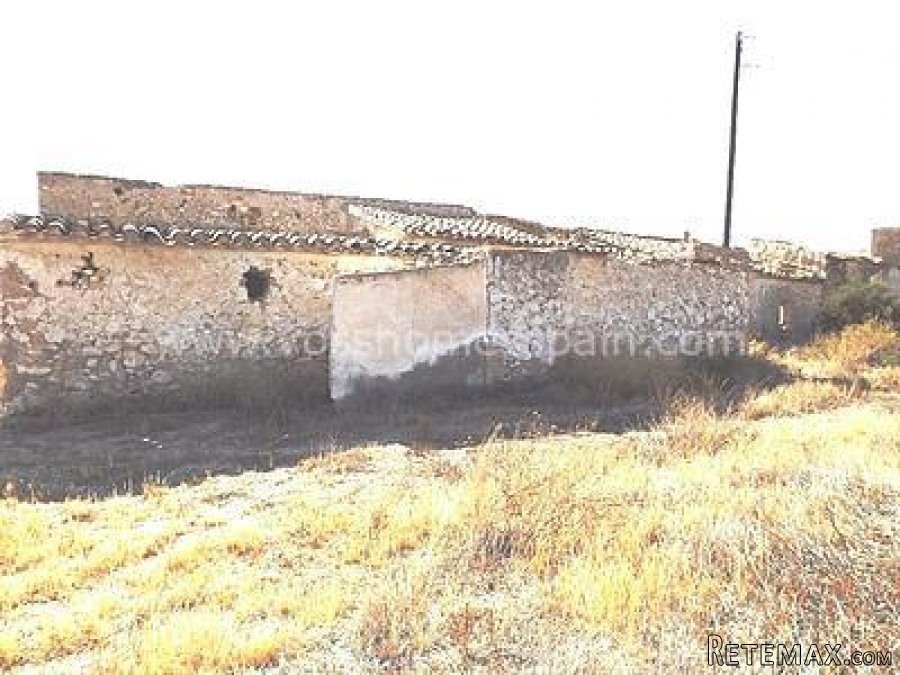 Large finca of approx 13 hectares of land with.. - 2