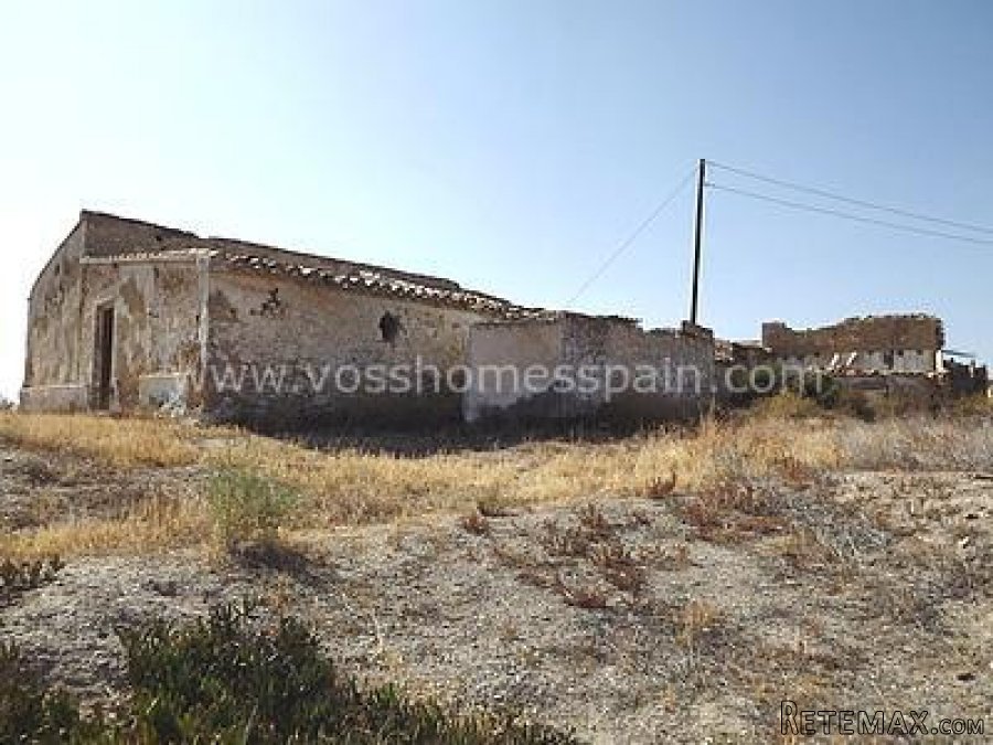 Large finca of approx 13 hectares of land with.. - 3