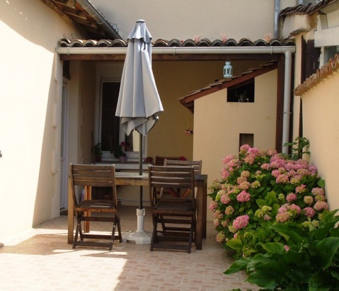 A Pretty 3 Bedroomed Village House For.. - 2