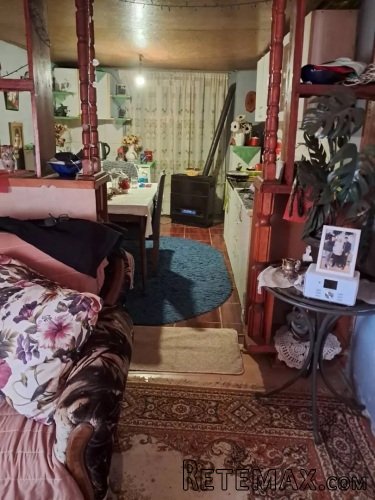 Prodajem kuću u selu Iđoš - 8