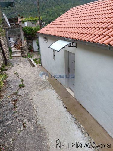Dubrovnik, Rožat, 100m2+ pomoćni objekat 11m2