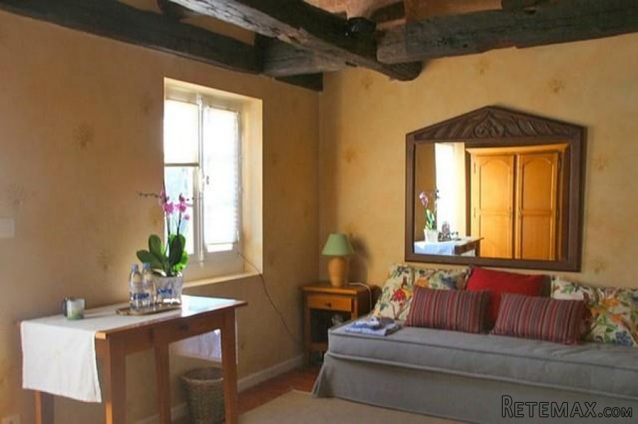 Puy L'Eveque (Lot) - Immaculate stone property with 7 en suite.. - 10