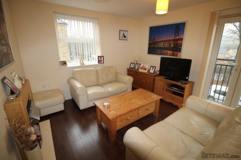 2 bedroom, Flat house for sale - 2
