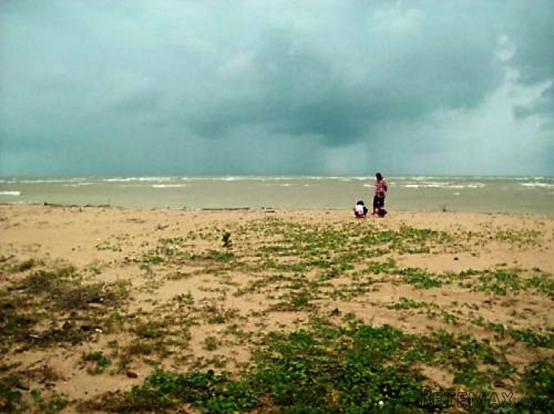 2+ Rai Beachfront Land for Sale - Khao..