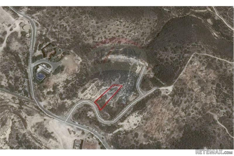 Plot of Land for Building - For Sale -..