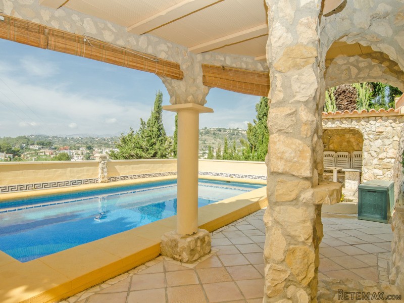 4 Bedrooms - Villa - Alicante - For Sale