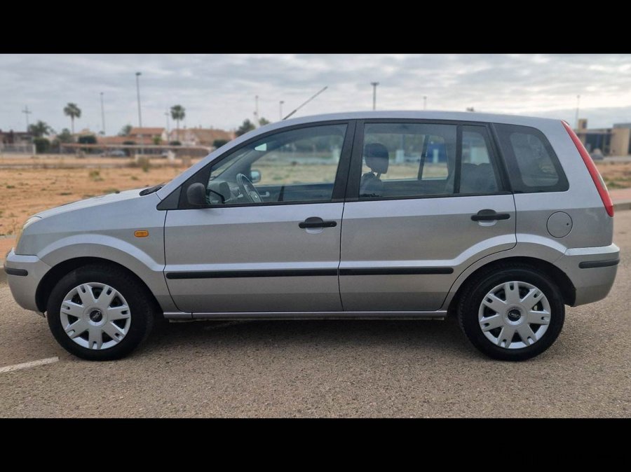 Ford Fusion 1.4 - 3