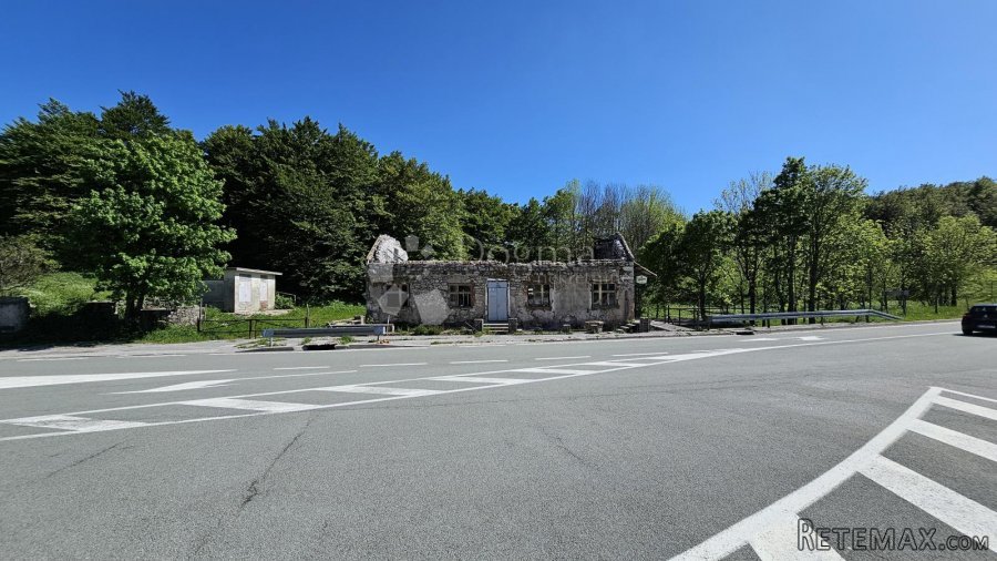 PRILIKA ZA INVESTITORE, građ. parcela 4000m2 s ucrtanim obje - 3