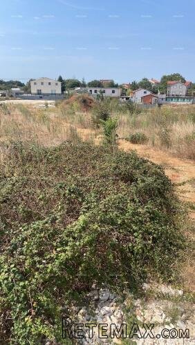 Prodaja građevinskog zemljišta na atraktivnoj lokaciji, L.. - 3