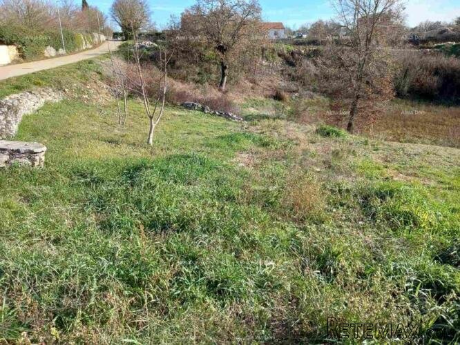 Prodaje se građevinsko zemljište 4375 m2, Kanfanar - 3
