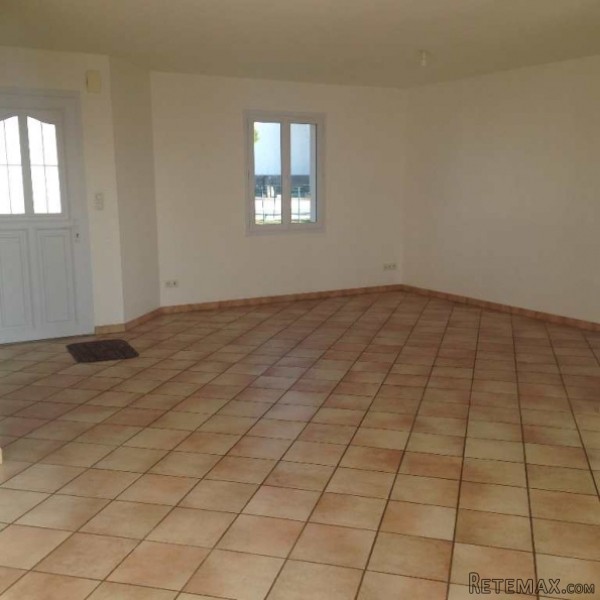 3 Bedrooms - Maison Contemporaine - For..