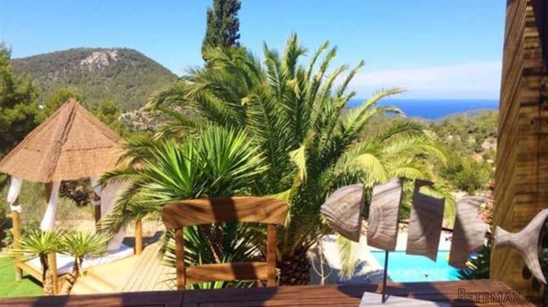 Property w in San Jose with sea view