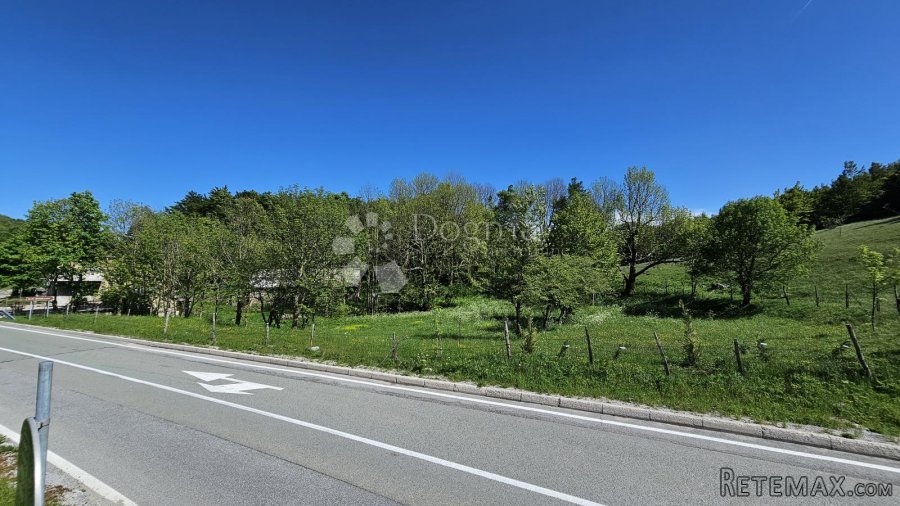 PRILIKA ZA INVESTITORE, građ. parcela 4000m2 s ucrtanim obje - 6