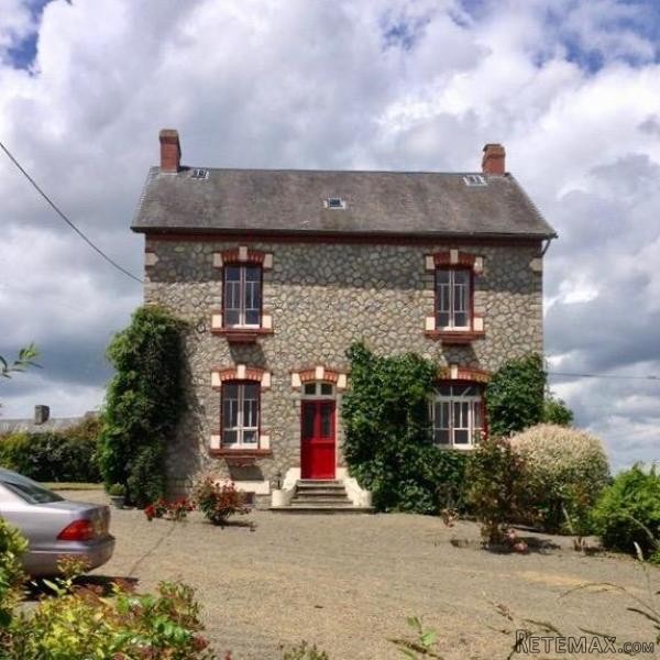 3 Bedroom Farm House For Sale