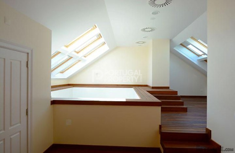 Luxurious Penthouse Apartment, Estoril - 2