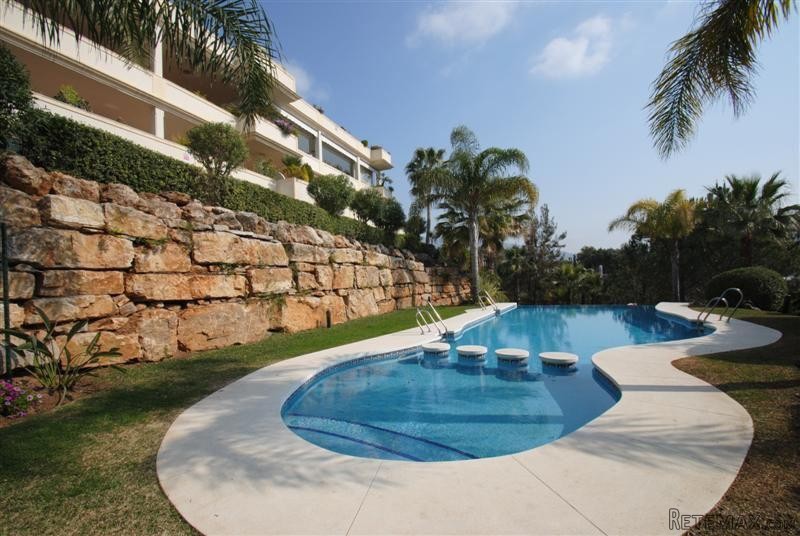 4 bedroom Apartment For Sale: Marbella
