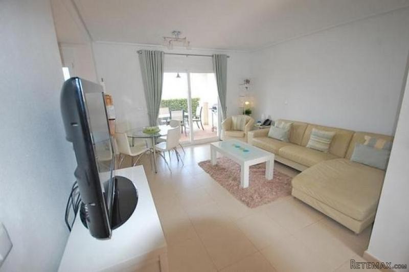2 bedroom town house for sale