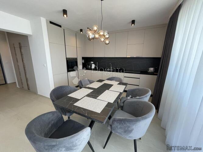 MEDULIN- Luksuzan penthouse sa pogledom na more! Novogradnja - 3