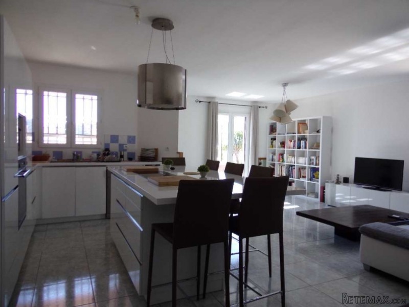 Well Equipped Quality Villa - 2