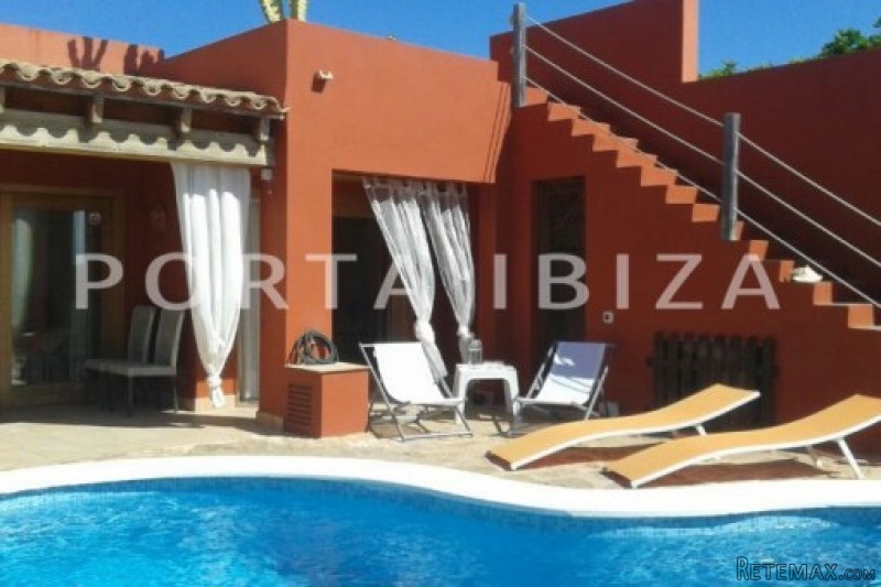 Nice terraced house in Cala Moli with..