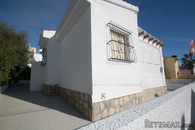 3 Bedroomed Resale Detached Villa Renovated and New..