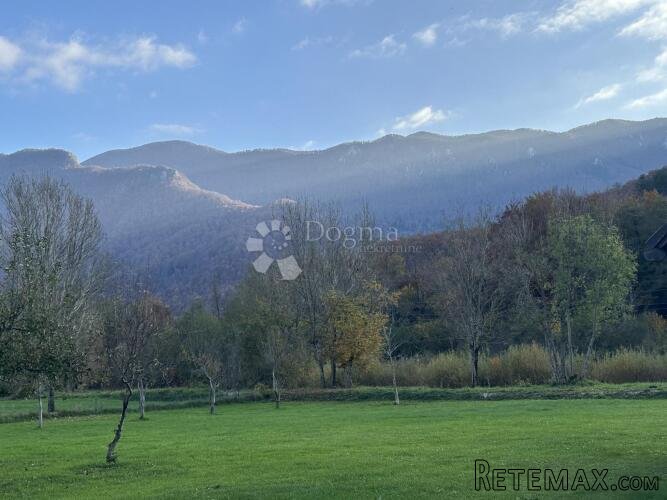 BRUŠANE 7300 m2 - TURISTIČKA NAMJENA - 2