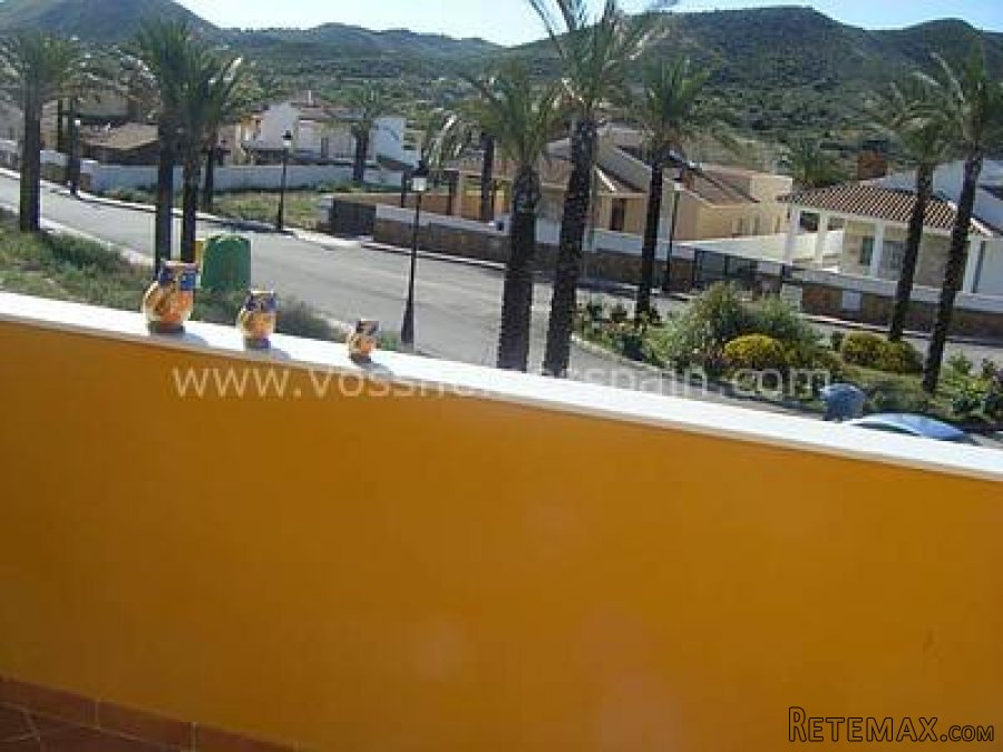 Large, fully furnished 200m2 , 2 storey, detached 3 bed 2.. - 2