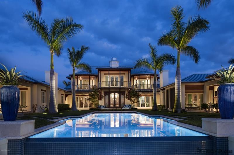 4 bedroom Detached House For Sale: 6855.. - 2