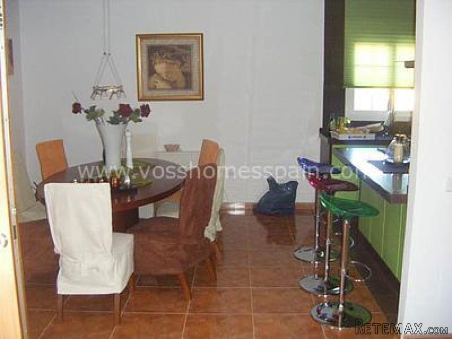 Large, fully furnished 200m2 , 2 storey, detached 3 bed 2.. - 6