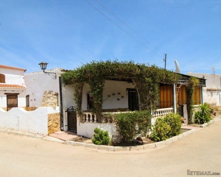 Cortijo / Country House in Los Lobos