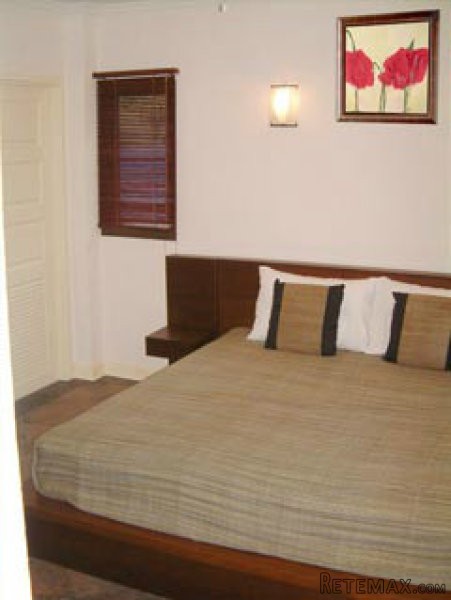 Lofty 2 Bedroom Apartment close to.. - 2
