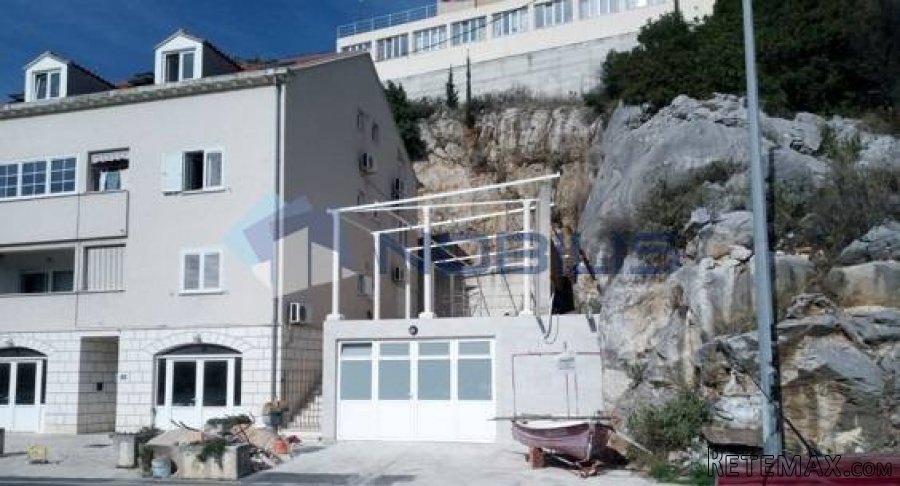 Dubrovnik, Mokošica, 80m2+18m2 terasa, 4 parking mjesta