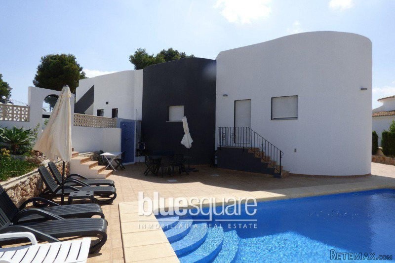 Beautiful reformed villa in..